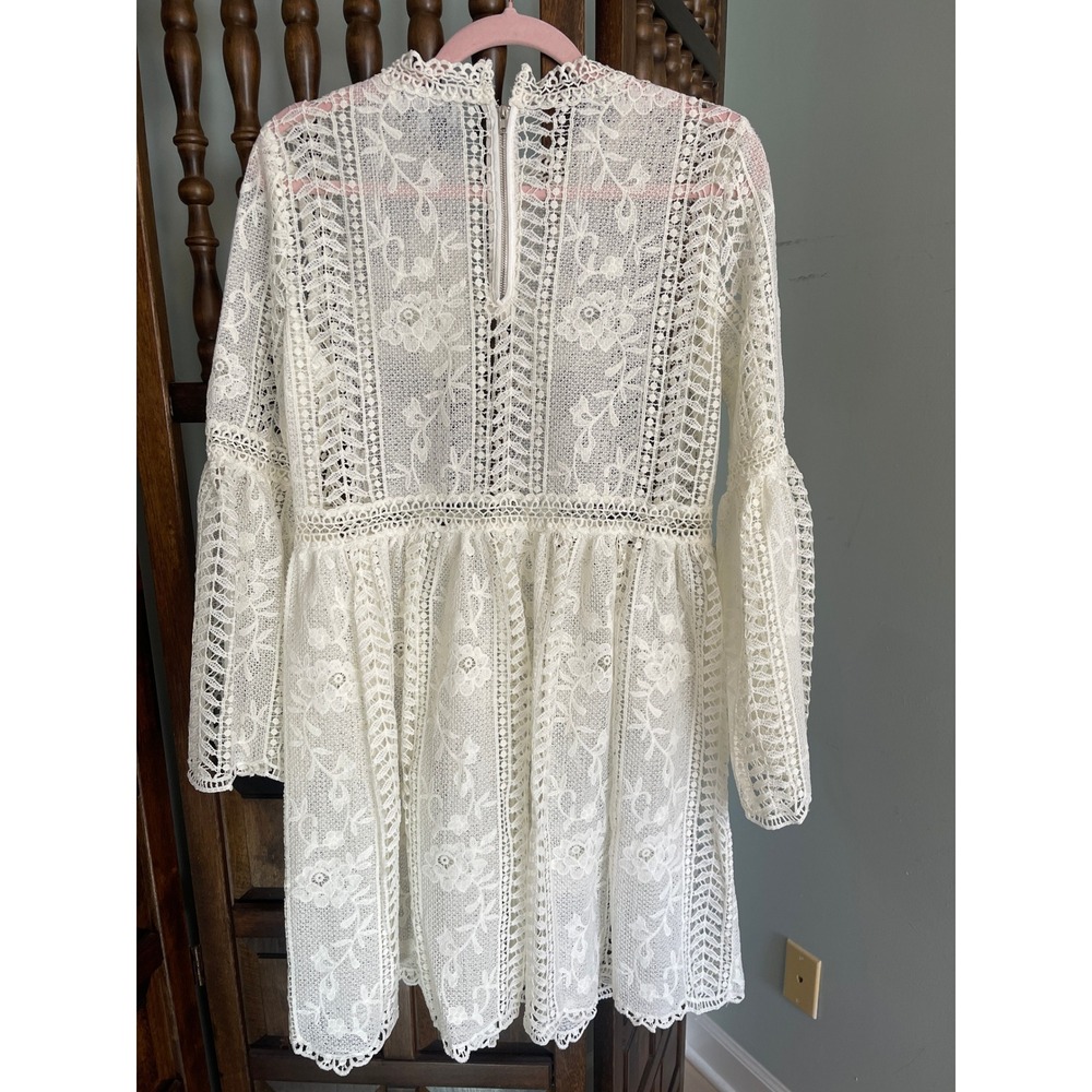 NWT Amy Lynn Theia Lace Mini Dress Beige Floral Bell Sleeve Mock Neck Large - Picture 4 of 7